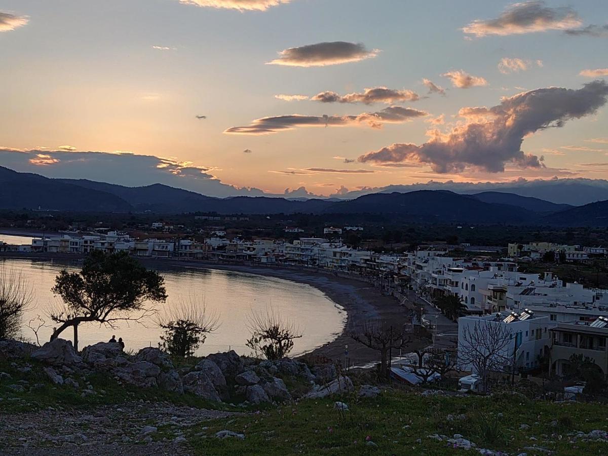 Skizenas Waterfront Apartments Haraki Exterior foto